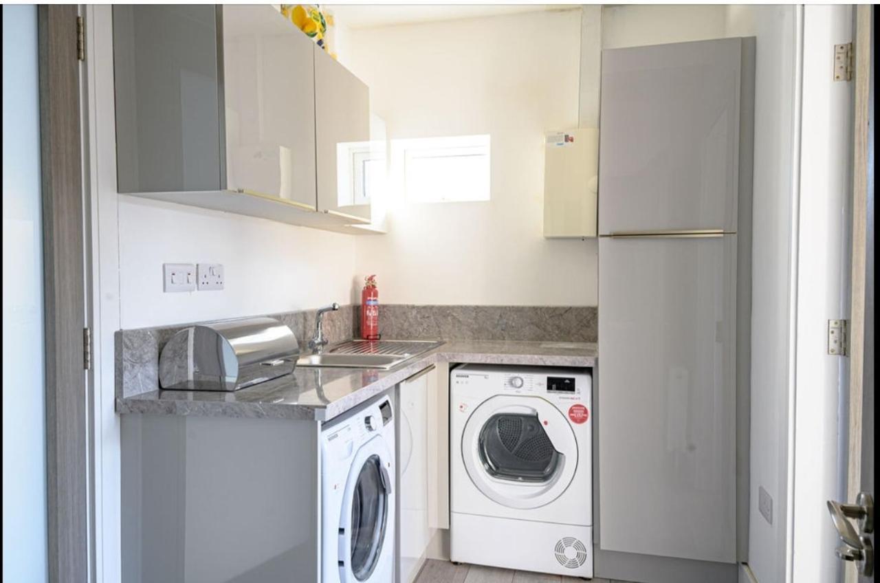 No 1 Kinvara House Киларни Екстериор снимка