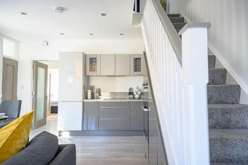 No 1 Kinvara House Киларни Екстериор снимка